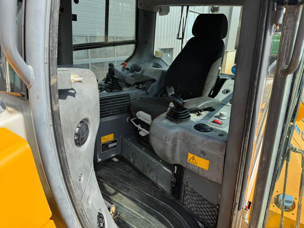 Liebherr PR736 LGP | PAT Blade