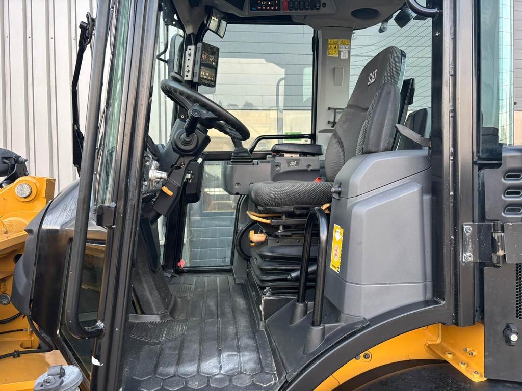 CAT 908