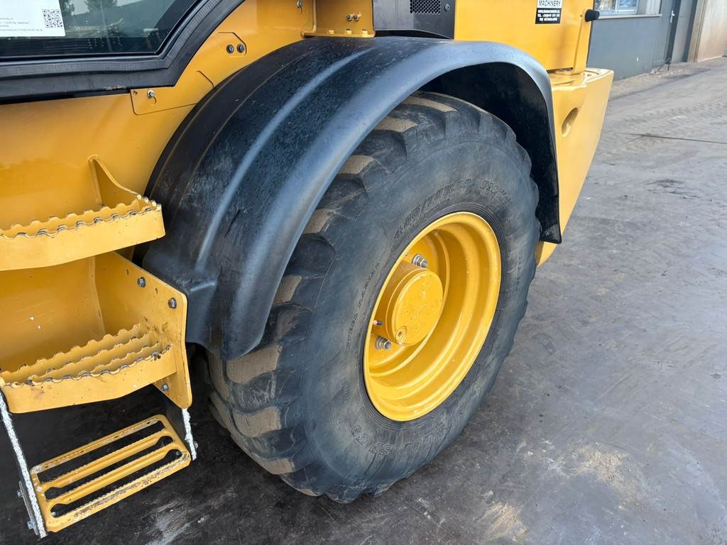 CAT 908
