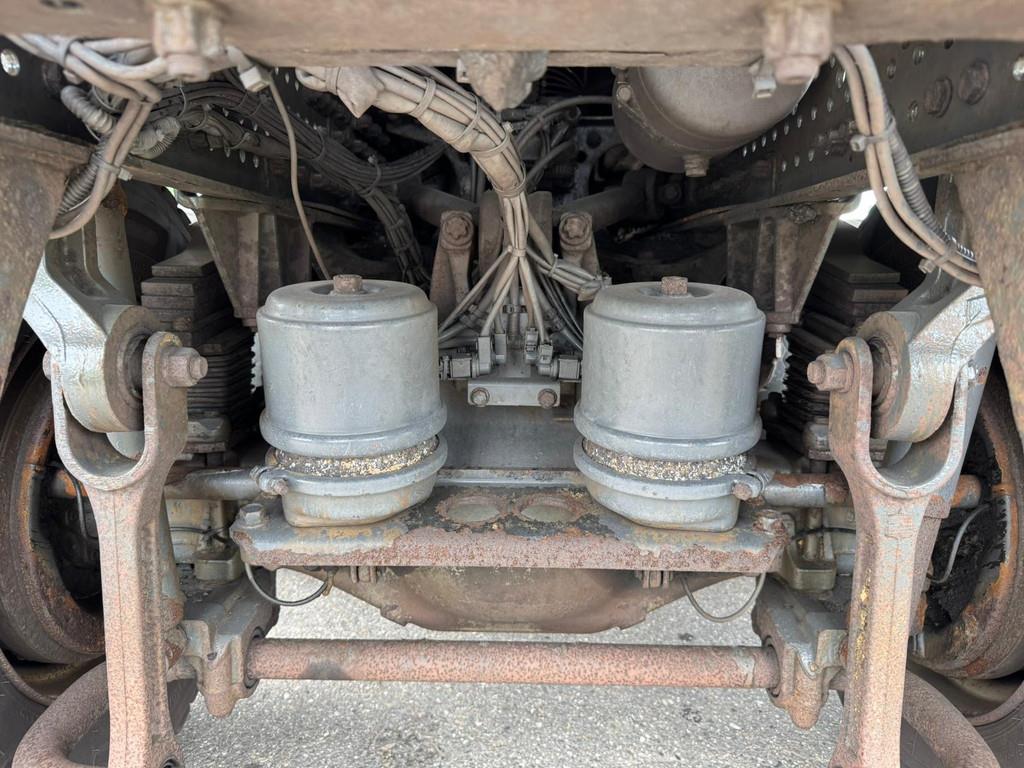 Mercedes-Benz Arocs 4848 8x8 tipper