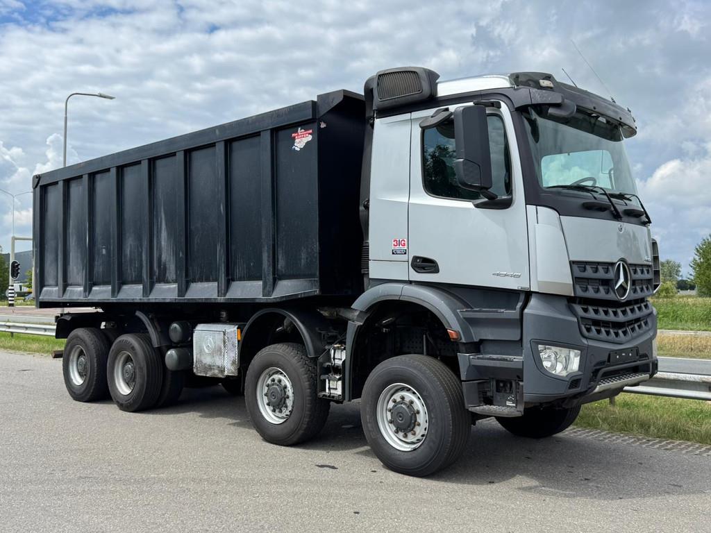 Mercedes-Benz Arocs 4848 8x8 tipper
