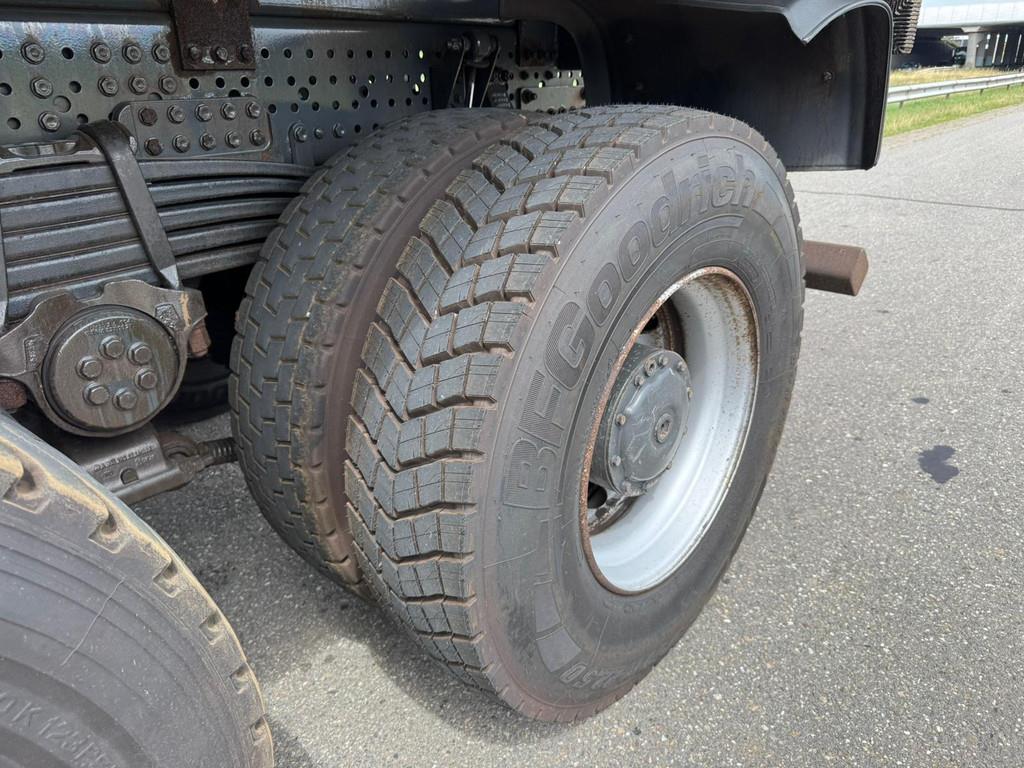 Mercedes-Benz Arocs 4848 8x8 tipper