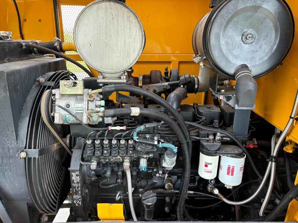 Hyundai HG130