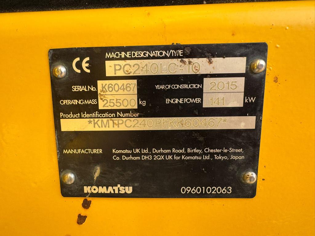 Komatsu PC240LC-10