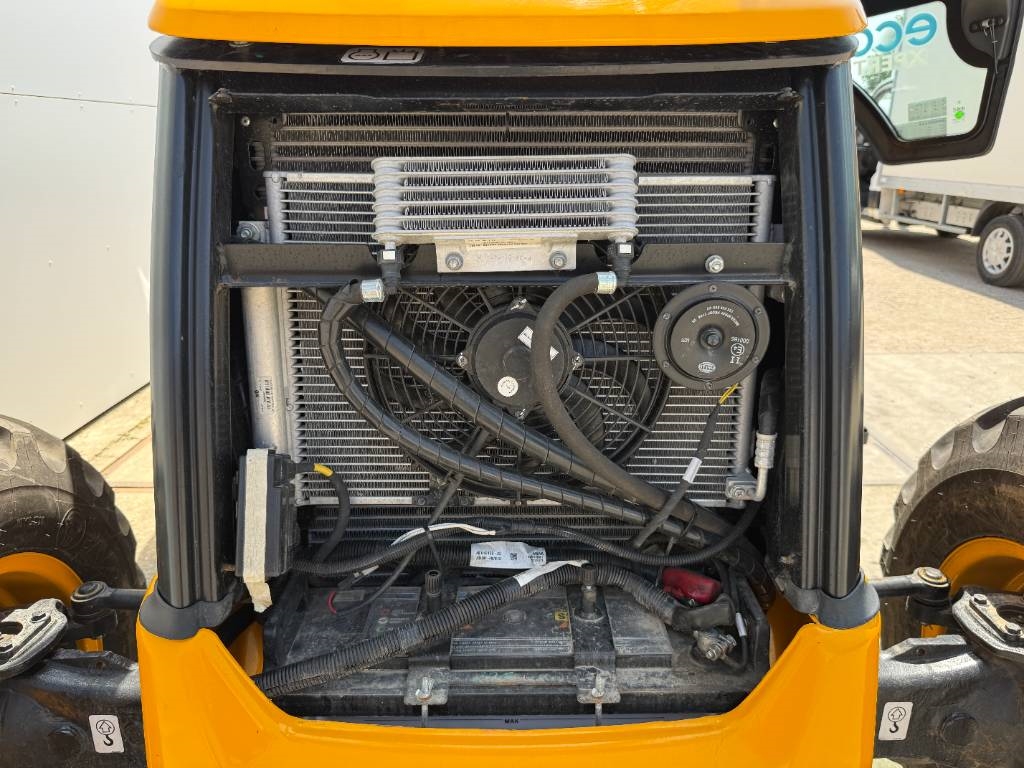 JCB 3DX / 3CX Plus 4WD - New / Unused/ Hammer Lines AC