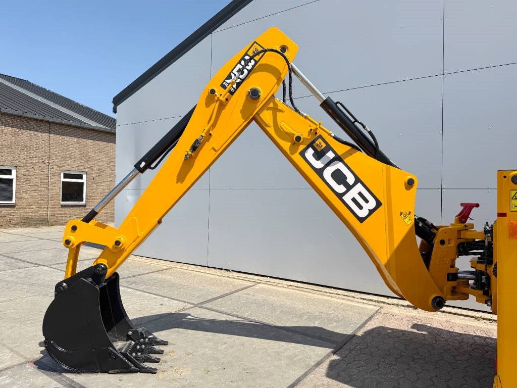 JCB 3DX / 3CX Plus 4WD - New / Unused/ Hammer Lines AC