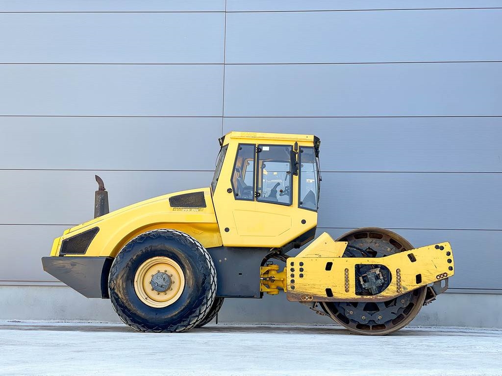 Bomag BW 213 DH-4
