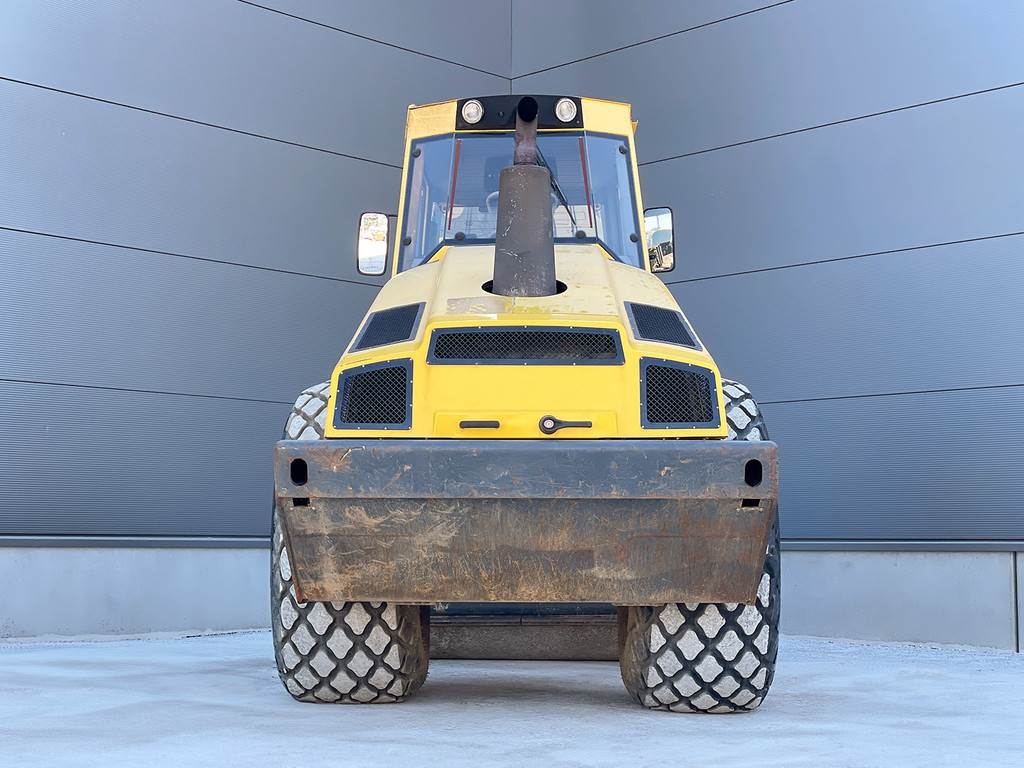 Bomag BW 213 DH-4