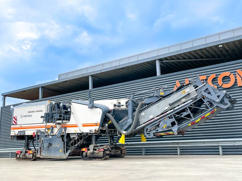Wirtgen W 210 I