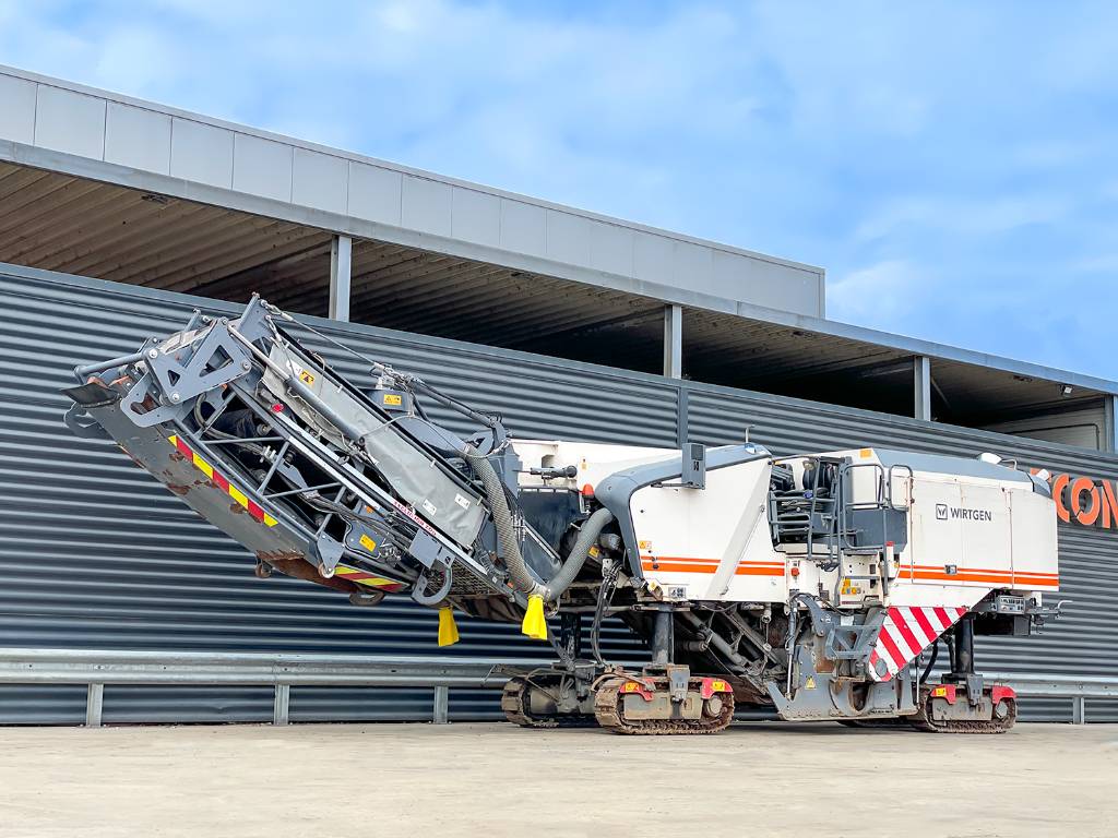 Wirtgen W 210 I