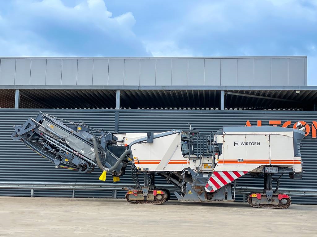 Wirtgen W 210 I