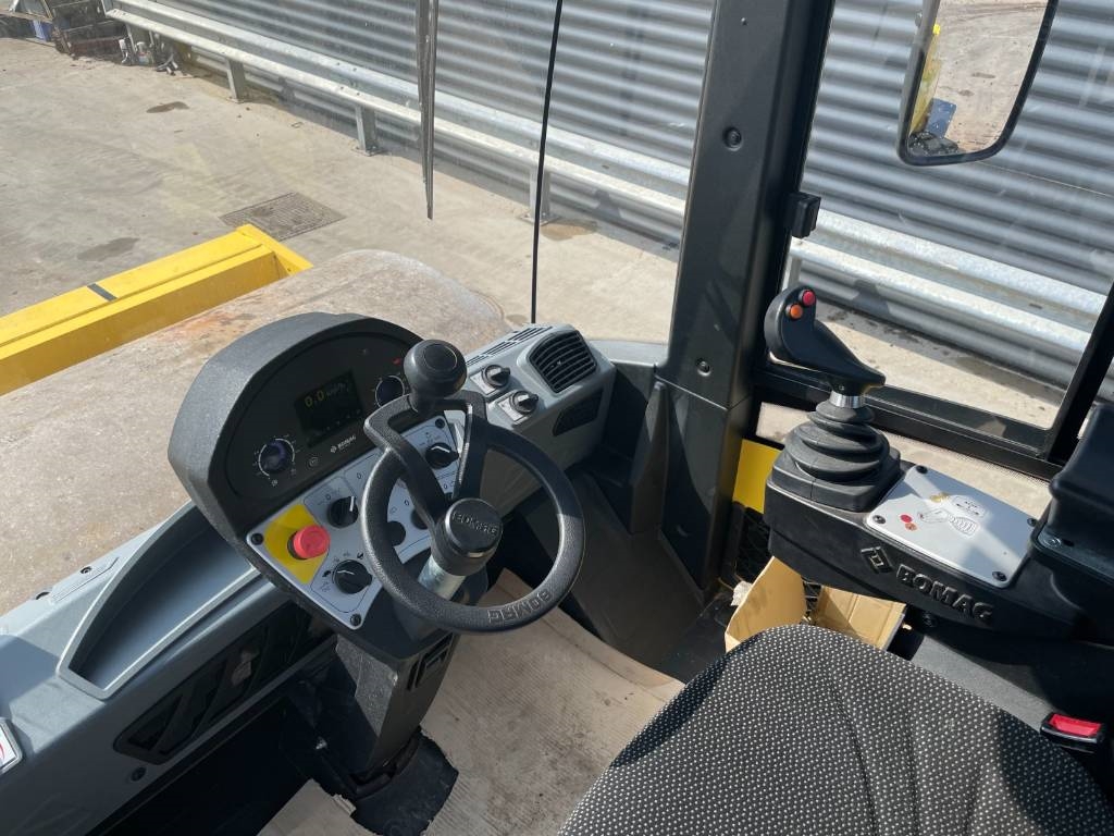 Bomag BW 213 D-5