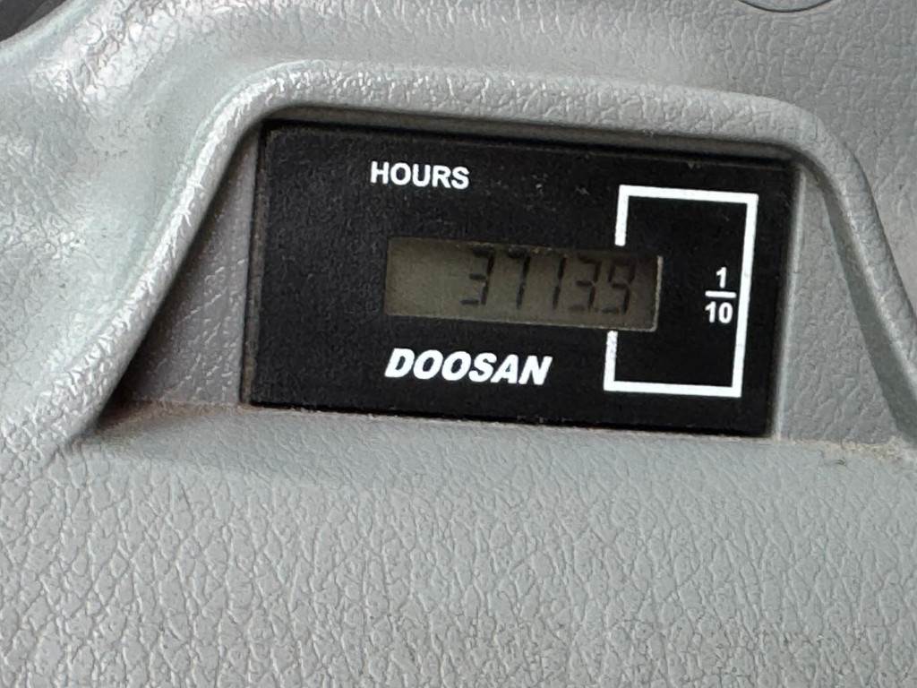 Doosan DX225LC-5