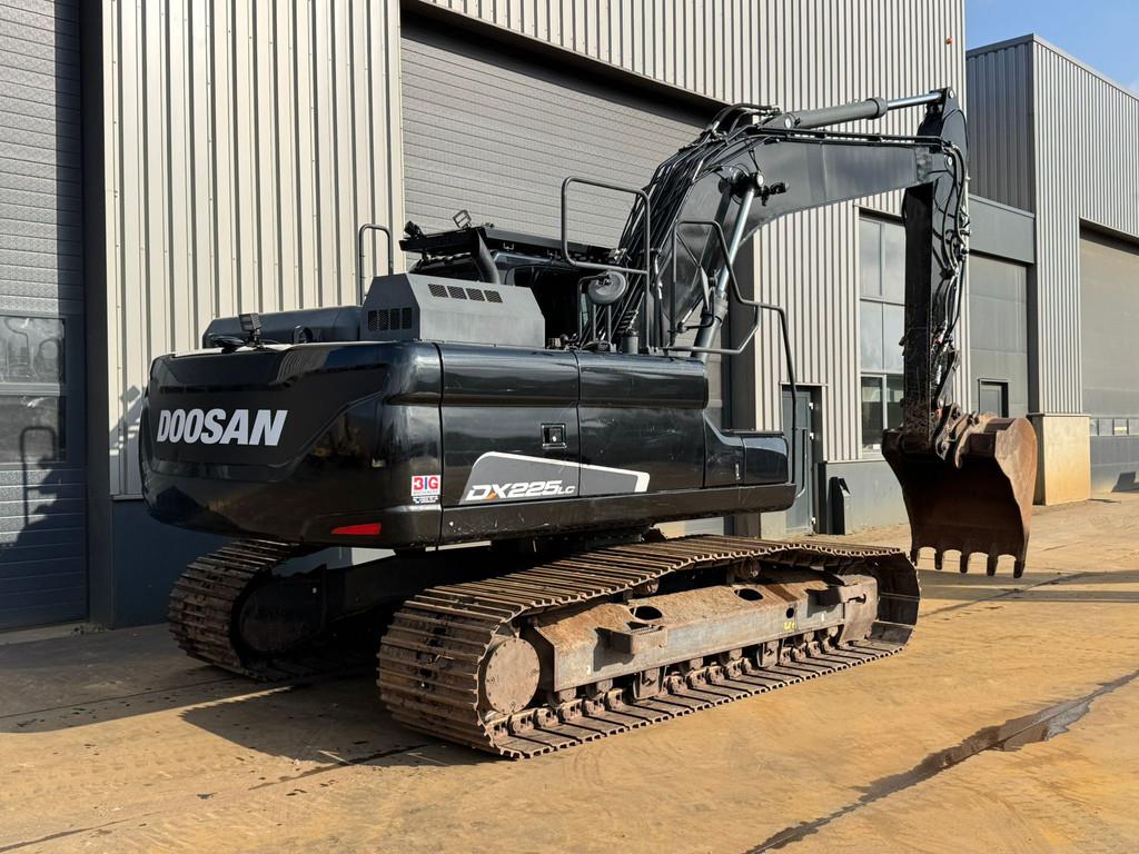 Doosan DX225LC-5