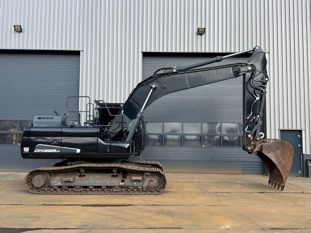 Doosan DX225LC-5