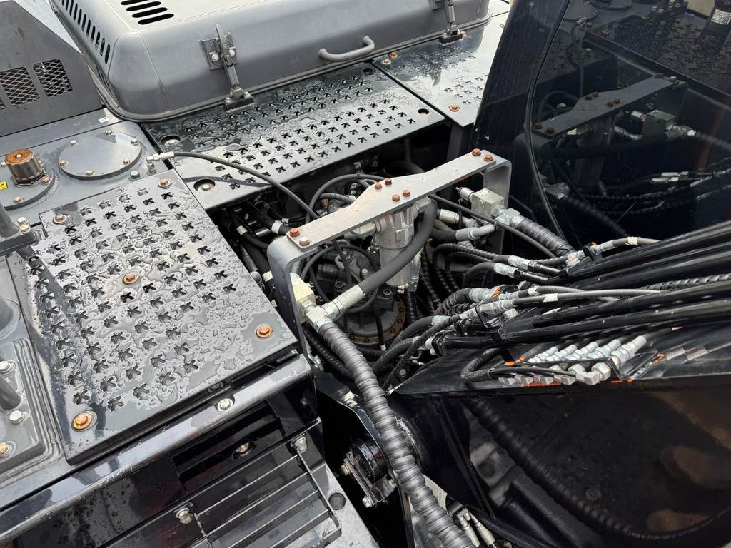 Doosan DX225LC-5