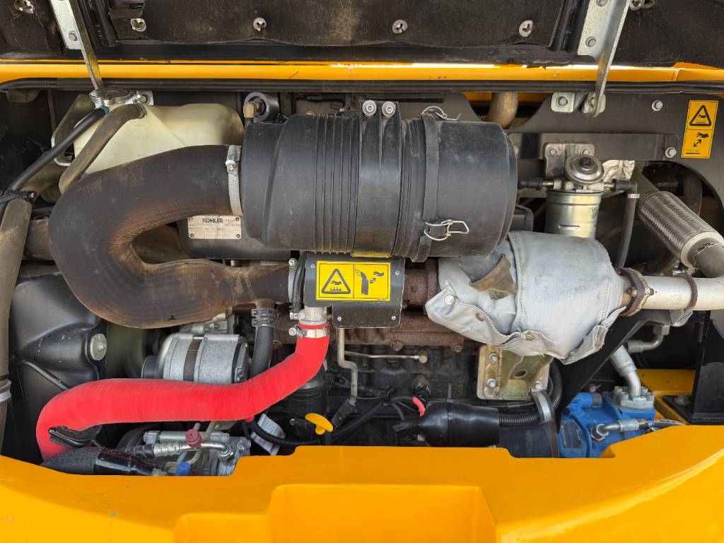JCB 86C-1 - Hammer Lines / Quick Coupler