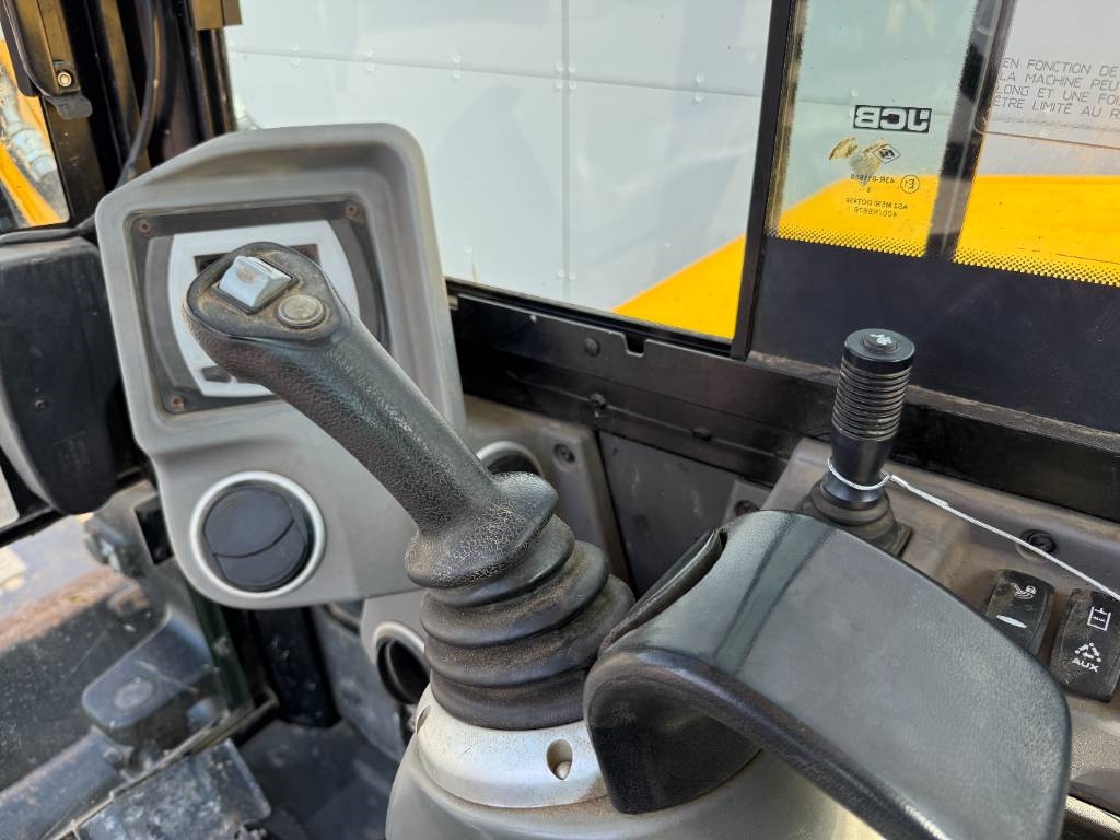 JCB 86C-1 - Hammer Lines / Quick Coupler