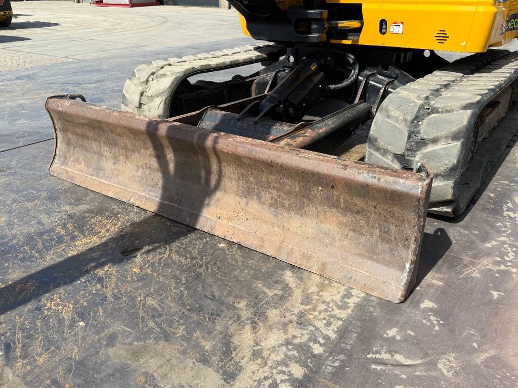 JCB 86C-1 - Hammer Lines / Quick Coupler