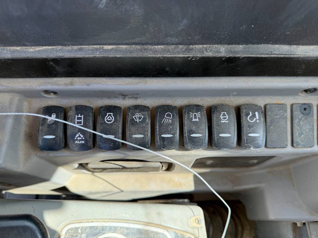 JCB 86C-1 - Hammer Lines / Quick Coupler