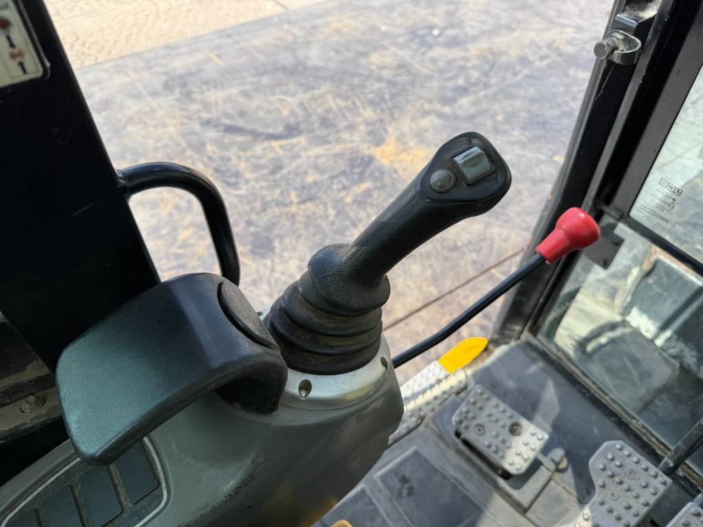 JCB 86C-1 - Hammer Lines / Quick Coupler