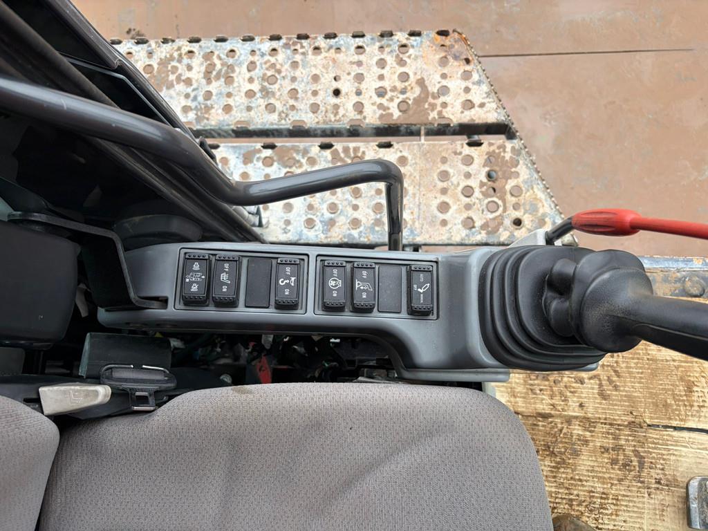 Hitachi ZX490 LCH-6-MN