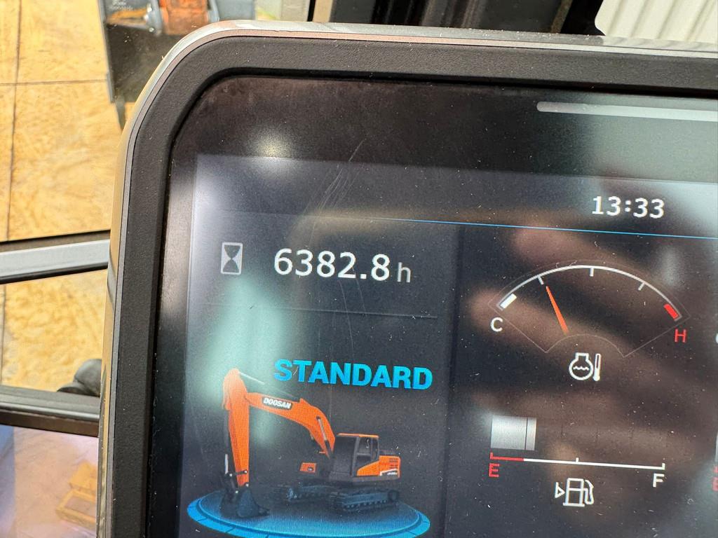 Doosan DX225LC-7
