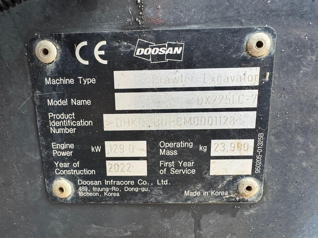 Doosan DX225LC-7