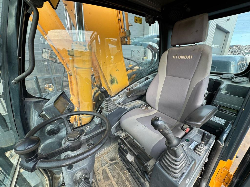 Hyundai Robex 180W-9A