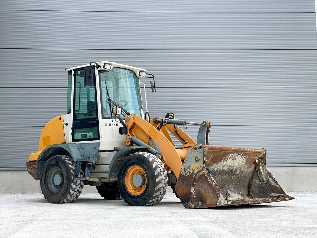 Liebherr L 506