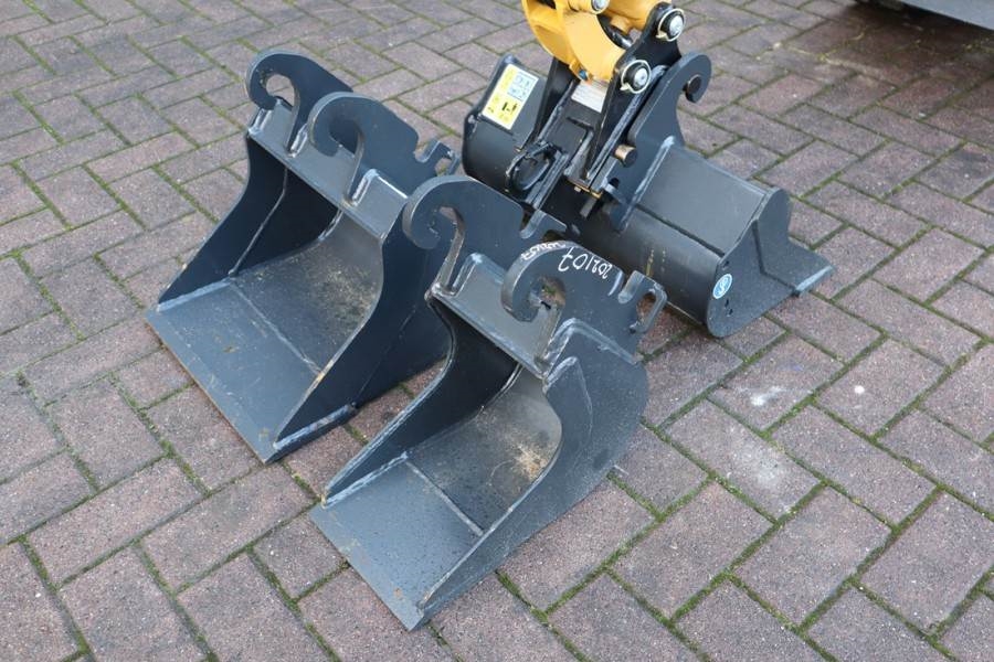 CAT 300.9D Valid inspection, *Guarantee! Hydr Quickcou