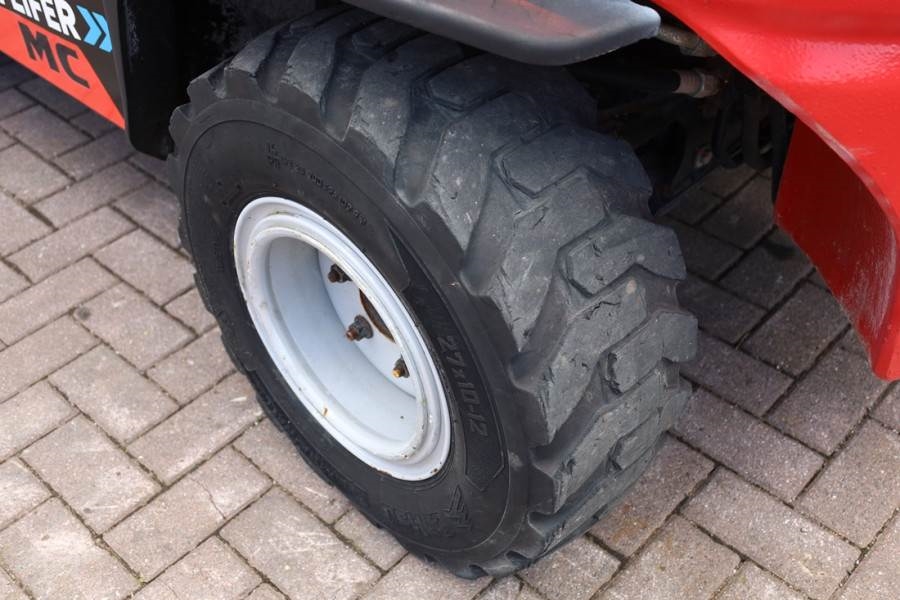 Manitou MC30-4 Valid Inspection, *Guarantee, Diesel, 4x4 D