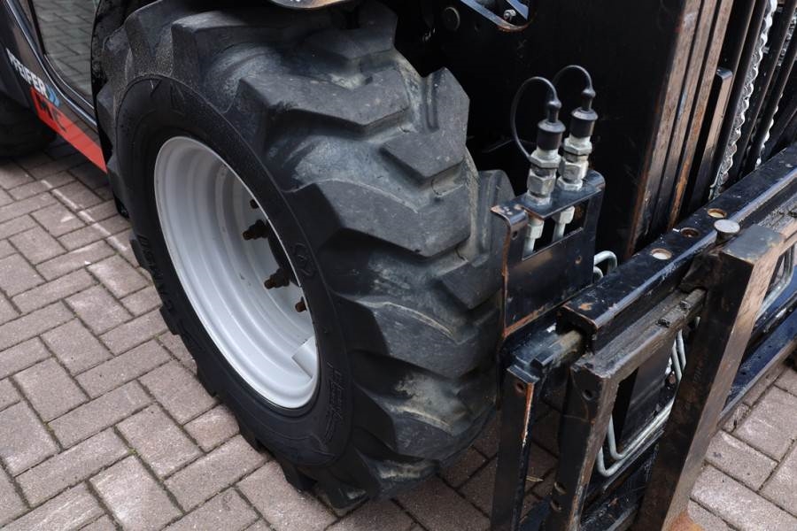 Manitou MC30-4 Valid Inspection, *Guarantee, Diesel, 4x4 D