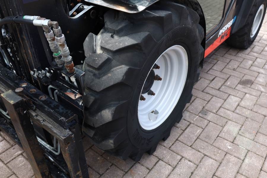 Manitou MC30-4 Valid Inspection, *Guarantee, Diesel, 4x4 D