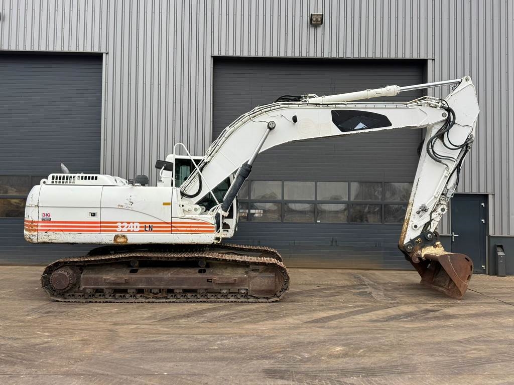 CAT 324DLN