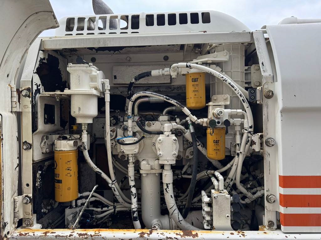 CAT 324DLN