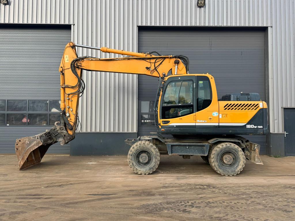 Hyundai Robex 180W-9A