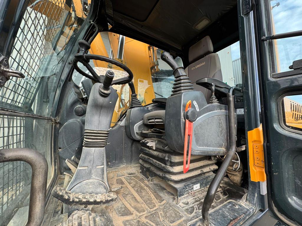 Hyundai Robex 180W-9A