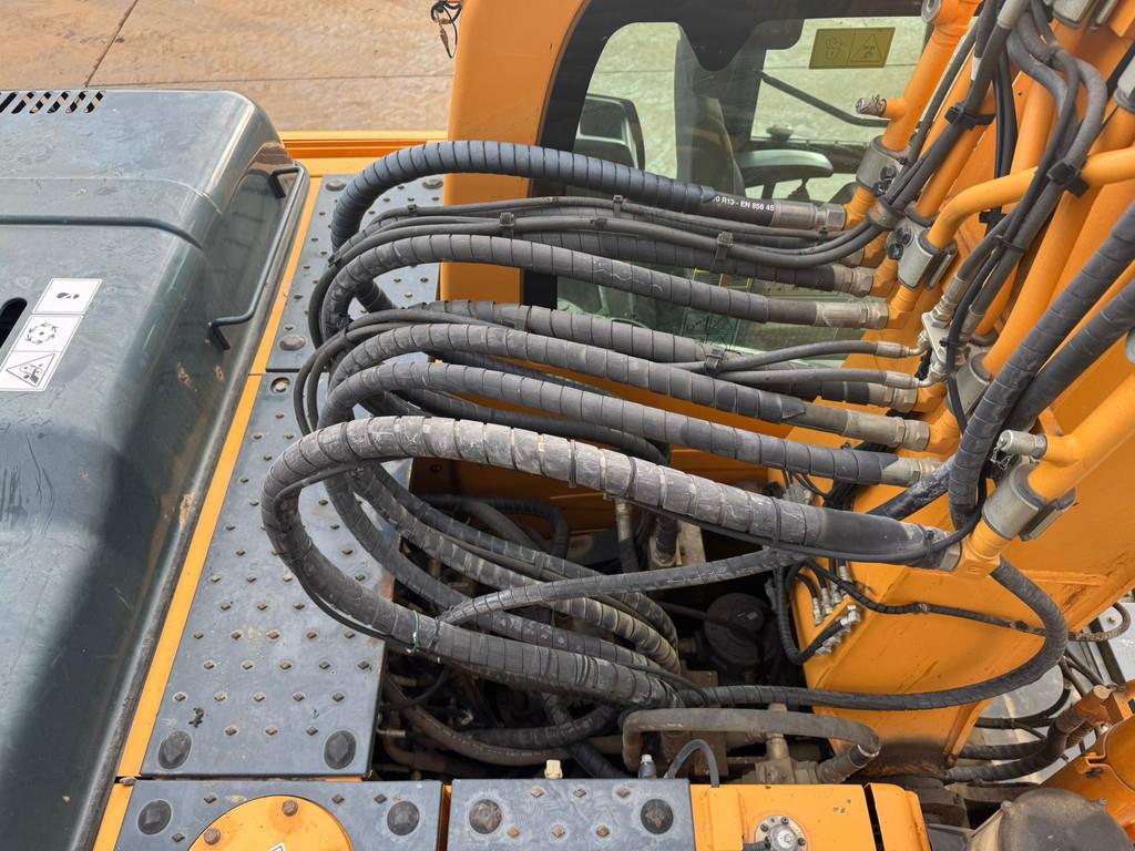 Hyundai Robex 180W-9A