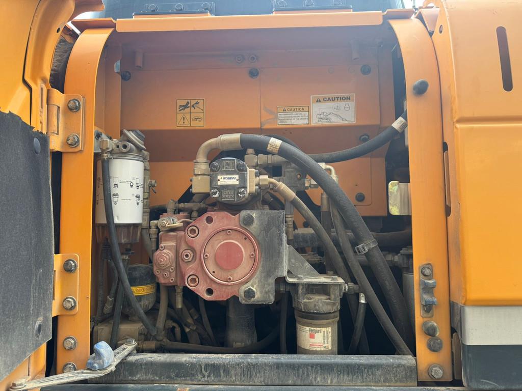 Hyundai Robex 180W-9A