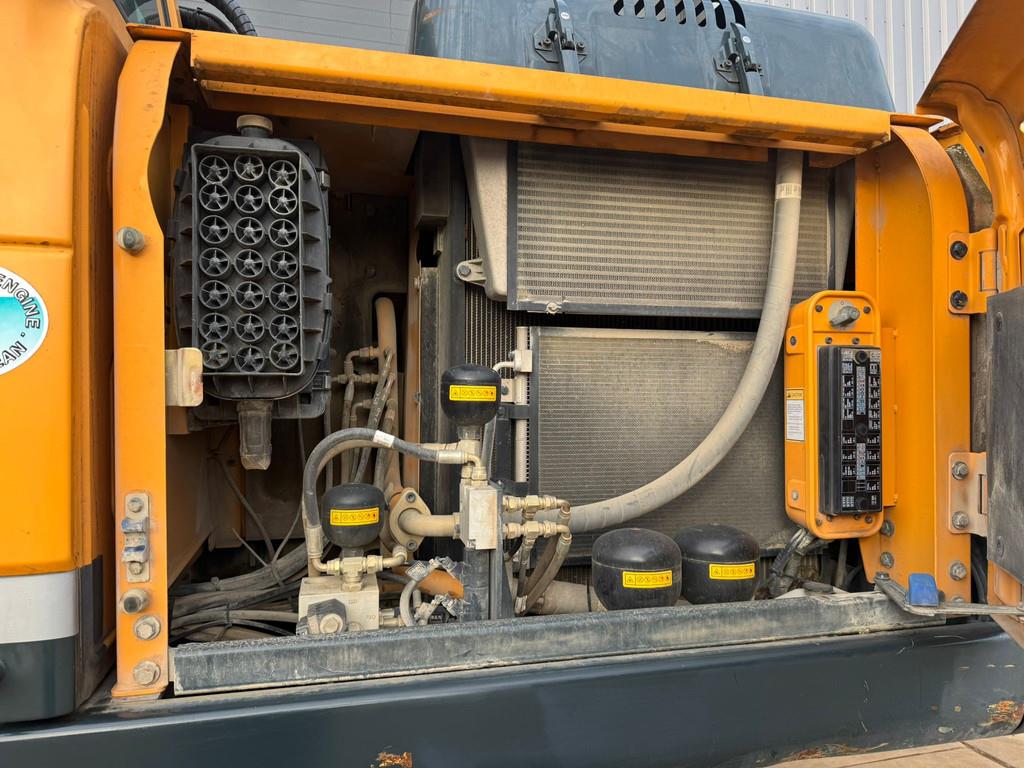 Hyundai Robex 180W-9A