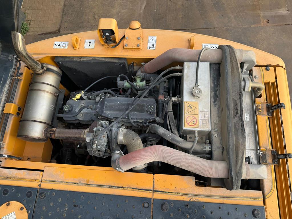 Hyundai Robex 180W-9A