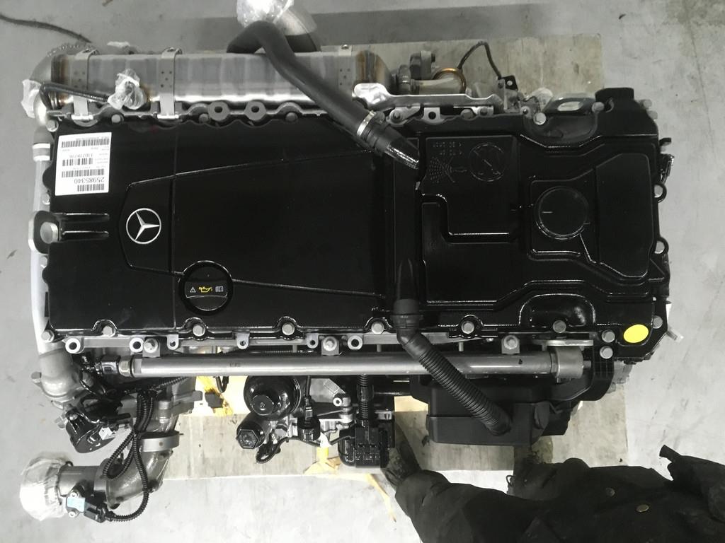 Mercedes-Benz OM935.915 NEW