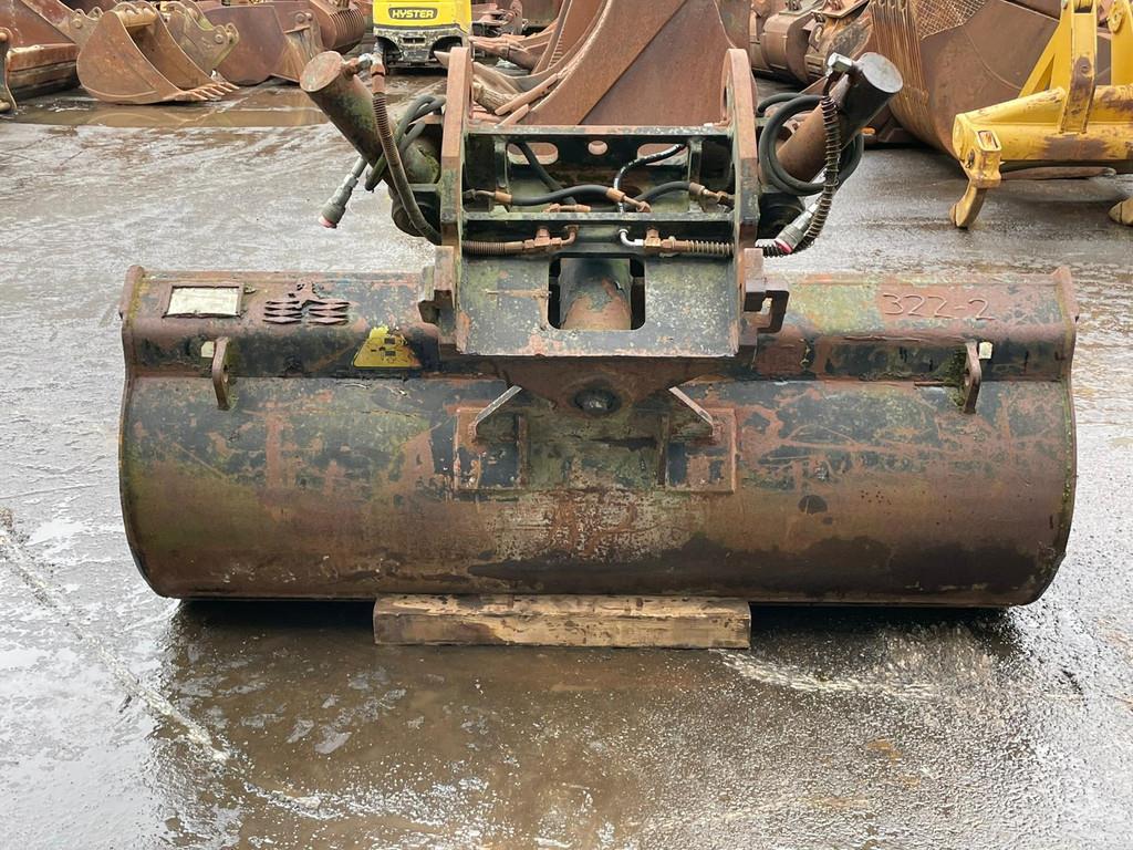 Verachtert tilting bucket CW-40 bucket width: 2400mm