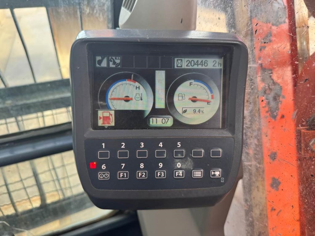 Hitachi ZX670LCH-3