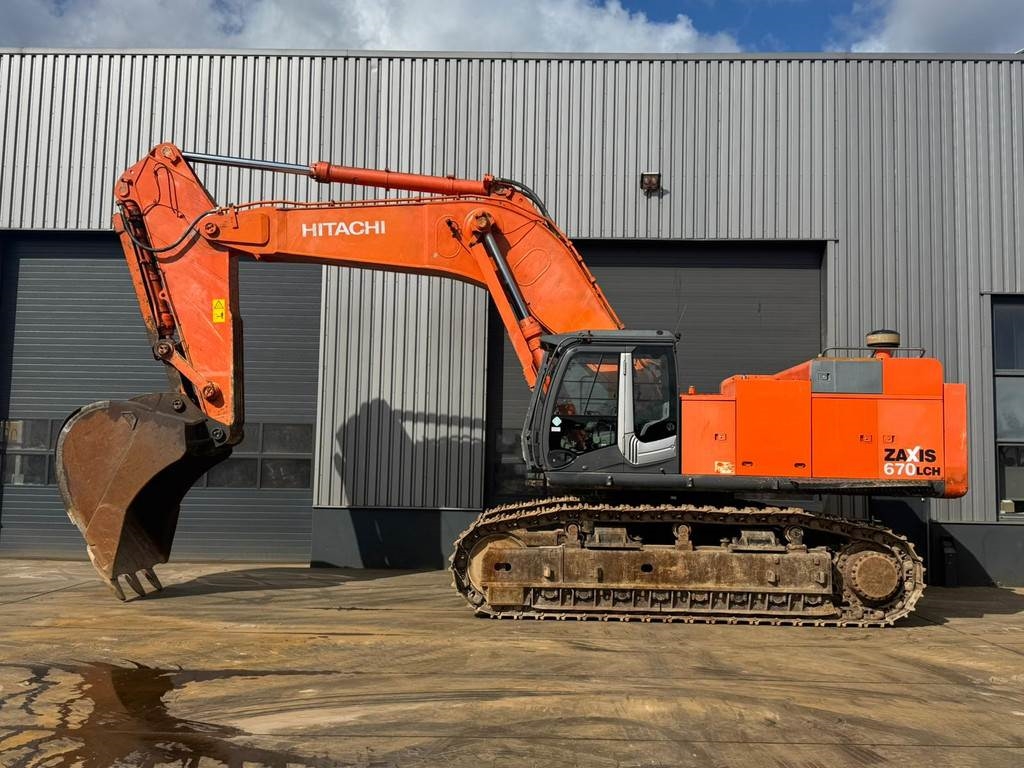 Hitachi ZX670LCH-3