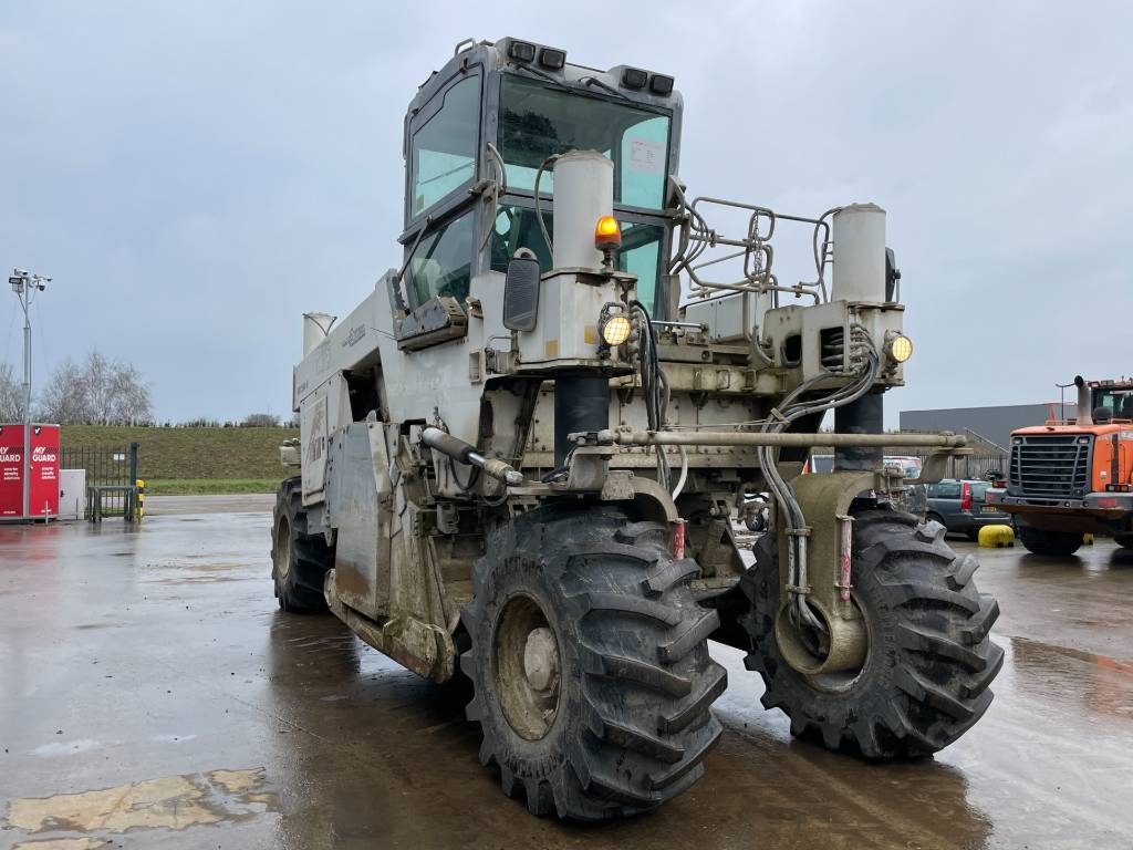 Wirtgen WR 2500S