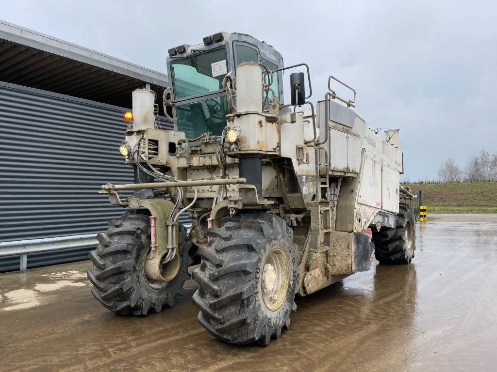 Wirtgen WR 2500S