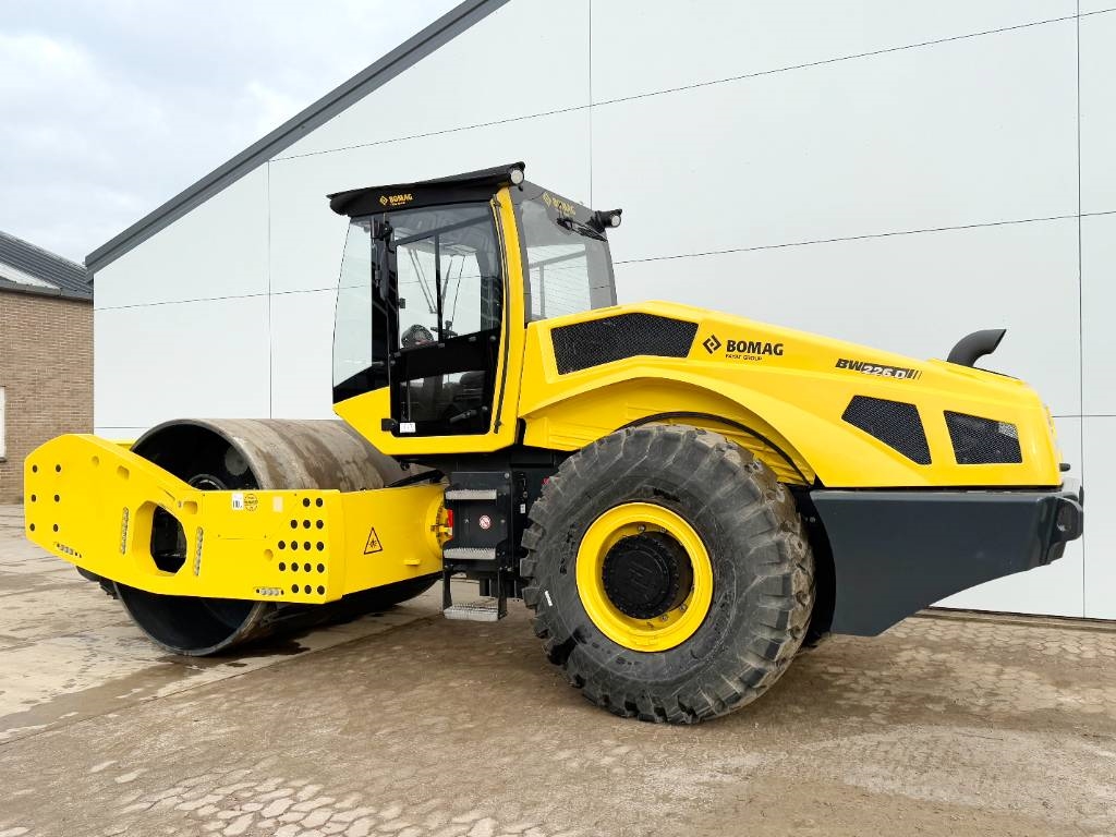 Bomag BW226D-5CL - NEW / Cummins engine