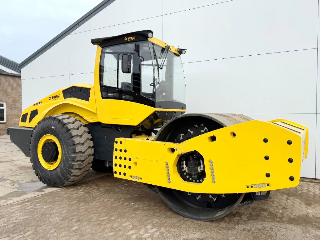 Bomag BW226D-5CL - NEW / Cummins engine